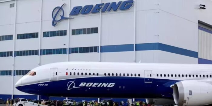 Boeing Awaits China Deal as Superpowers Negotiate Broader Trade Pact Boeing Awaits China Deal as Superpowers Negotiate Broader Trade Pact