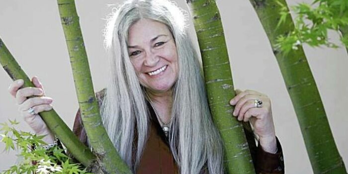 Donna Jean Godchaux, Beloved Grateful Dead Singer and Muscle Shoals Legend, Dies at 78